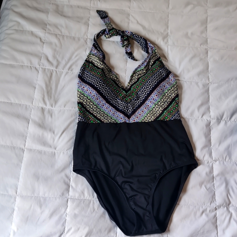One piece halter top swim suit